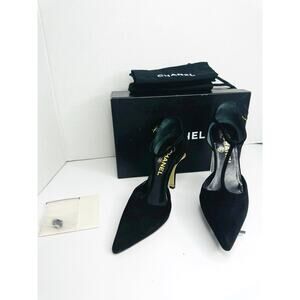 Chanel Couture 2002 Black Suede T-Strap Heels Vintage Runway Pumps size EU 36.5